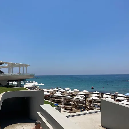 Sun Julz On The Paphos