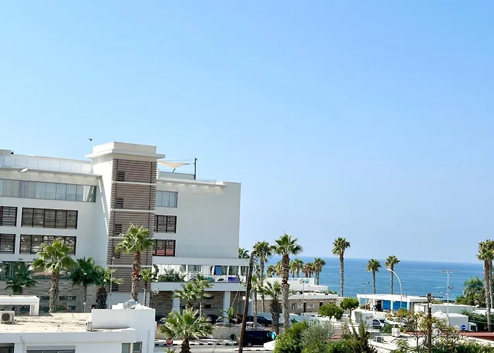 Sun Julz On The Paphos