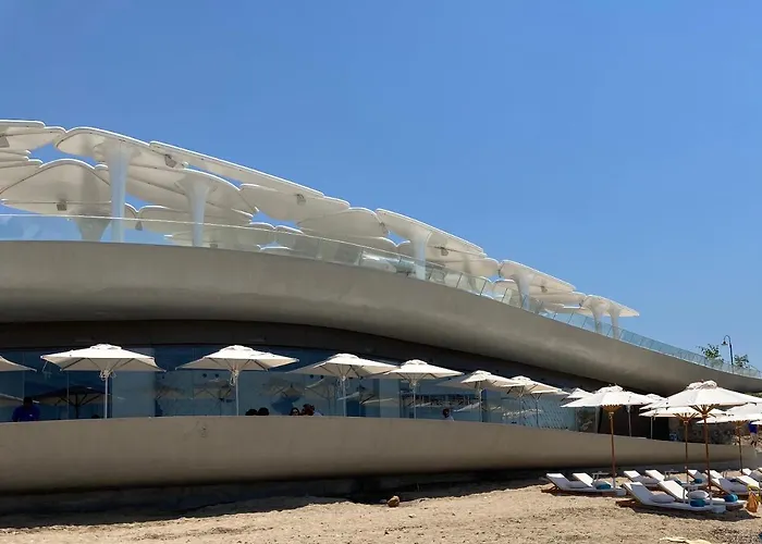 Sun Julz On The Апартаменты Пафос