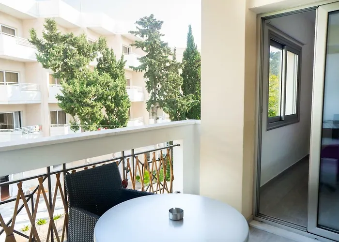 Апартаменты Sun Julz On The *