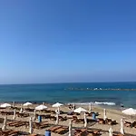 Sun Julz On The *