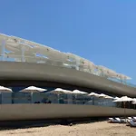 Sun Julz On The Apartament Paphos