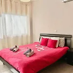 Sun Julz On The Apartament
